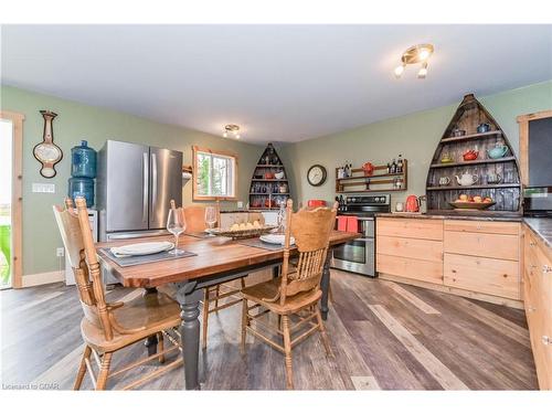 7167 Seventh Line, Belwood, ON - Indoor Photo Showing Dining Room