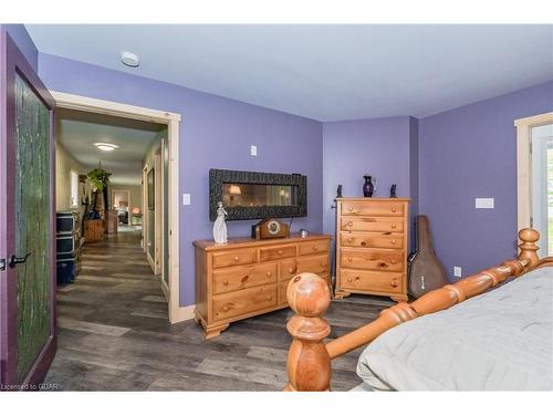 7167 Seventh Line, Belwood, ON - Indoor Photo Showing Bedroom