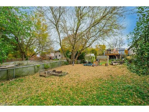 16 William Street, Guelph, ON - Outdoor With Backyard