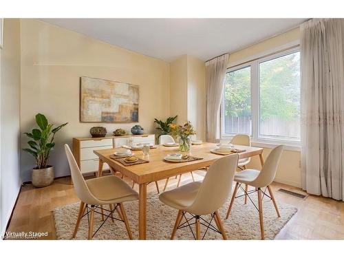 109 Parkside Drive W, Fergus, ON - Indoor Photo Showing Dining Room