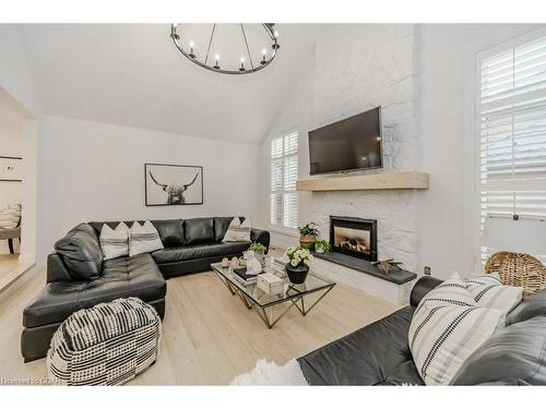 181 Dimson Avenue, Guelph, ON - Indoor Photo Showing Living Room With Fireplace