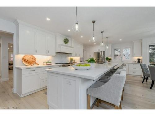 181 Dimson Avenue, Guelph, ON - Indoor Photo Showing Kitchen With Upgraded Kitchen