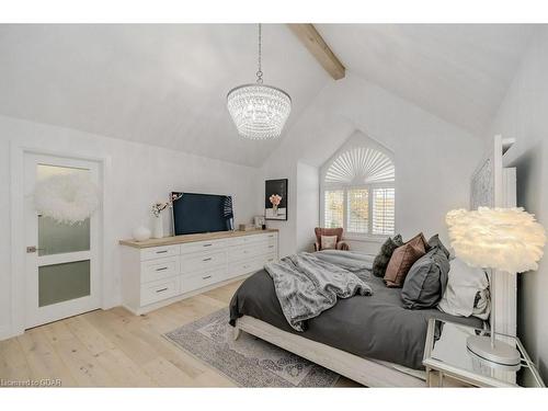 181 Dimson Avenue, Guelph, ON - Indoor Photo Showing Bedroom