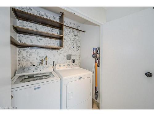 501-89 Westwood Road, Guelph, ON - Indoor Photo Showing Laundry Room