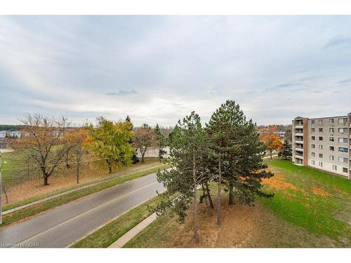 501-89 Westwood Road, Guelph, ON - Outdoor With View