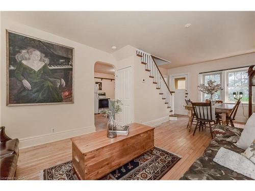 45 Water Street East, Elora, ON - Indoor Photo Showing Living Room