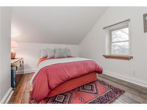 45 Water Street East, Elora, ON - Indoor Photo Showing Bedroom