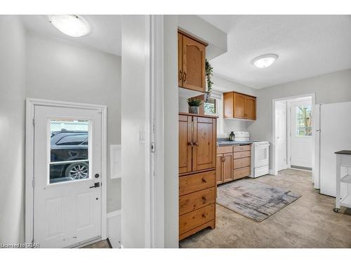 9 June Avenue, Guelph, ON - Indoor Photo Showing Kitchen