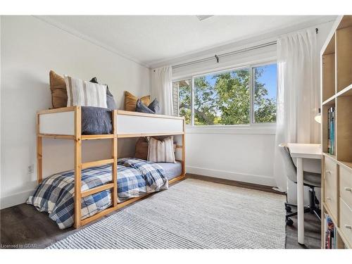 23-30 Green Valley Drive, Kitchener, ON - Indoor Photo Showing Bedroom