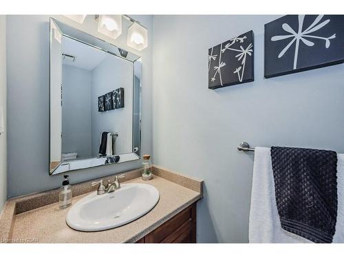 49 Old Colony Trail, Guelph, ON - Indoor Photo Showing Bathroom