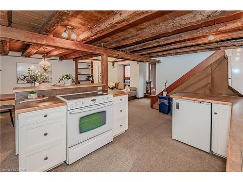 132 George St E Street, Fergus, ON - Indoor Photo Showing Basement