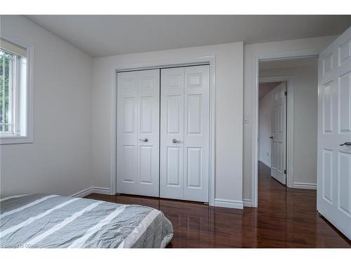 130 Clough Crescent, Guelph, ON - Indoor Photo Showing Bedroom