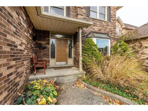 60 Brewster Place, Cambridge, ON - Outdoor