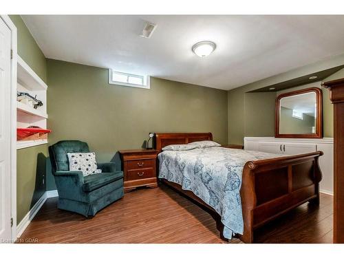 60 Brewster Place, Cambridge, ON - Indoor Photo Showing Bedroom