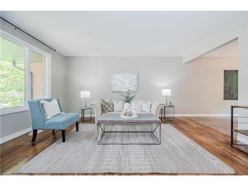 29 Wilson Crescent, Elora, ON - Indoor Photo Showing Living Room