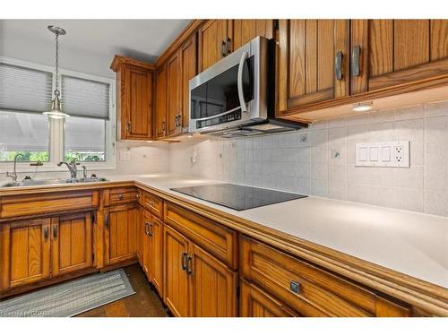 5339 Highway 9, Clifford, ON - Indoor Photo Showing Kitchen With Double Sink