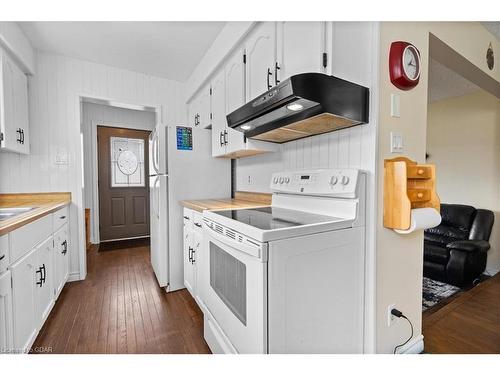 253 Auden Road, Guelph, ON - Indoor Photo Showing Kitchen