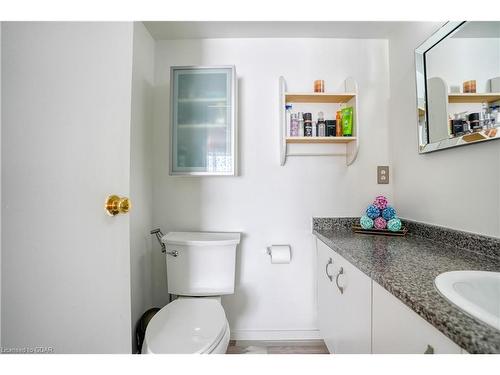 1101-358 Waterloo Avenue, Guelph, ON - Indoor Photo Showing Bathroom