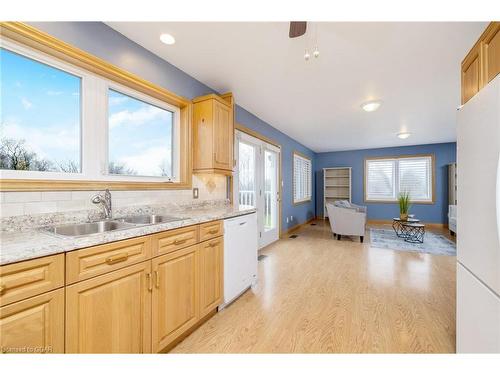 5683 First Line, Erin, ON - Indoor Photo Showing Kitchen With Double Sink