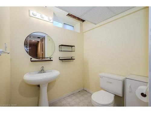 115 Melran Drive, Cambridge, ON - Indoor Photo Showing Bathroom