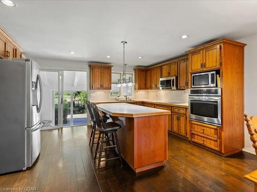 5339 Hwy 9 Highway, Clifford, ON - Indoor Photo Showing Kitchen