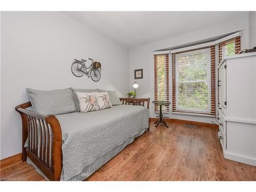 55 John Street, Elora, ON - Indoor Photo Showing Bedroom