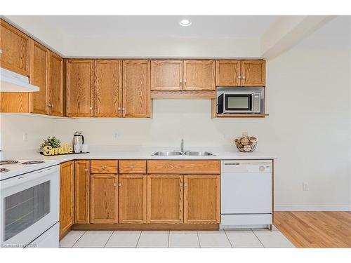 79 Severn Drive, Guelph, ON - Indoor Photo Showing Kitchen With Double Sink