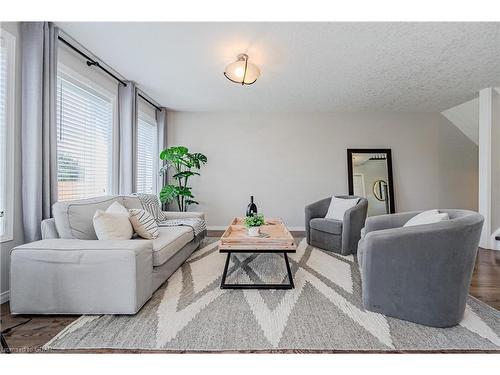 173 Clair Road W, Guelph, ON - Indoor Photo Showing Living Room