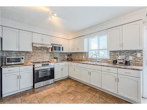 173 Clair Road W, Guelph, ON - Indoor Photo Showing Kitchen With Double Sink