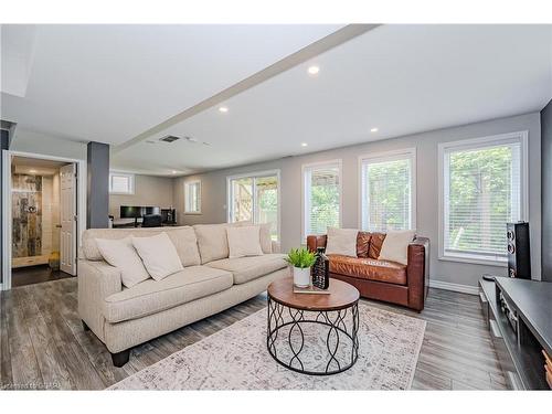 173 Clair Road W, Guelph, ON - Indoor Photo Showing Living Room