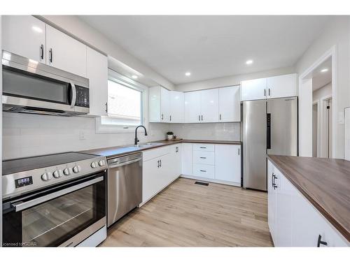 119 Fife Road, Guelph, ON - Indoor Photo Showing Kitchen With Stainless Steel Kitchen