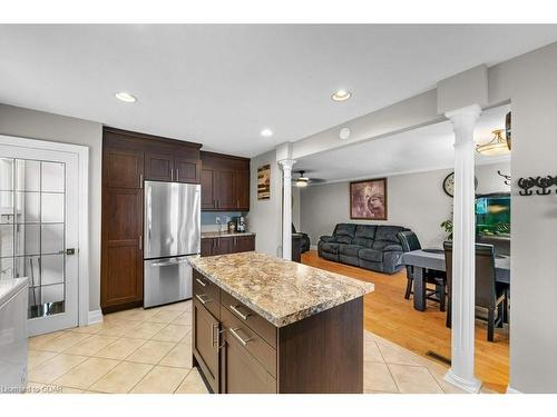 758 Annamore Road, Mississauga, ON - Indoor Photo Showing Kitchen