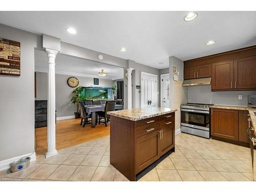 758 Annamore Road, Mississauga, ON - Indoor Photo Showing Kitchen