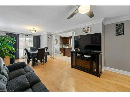 758 Annamore Road, Mississauga, ON - Indoor Photo Showing Living Room