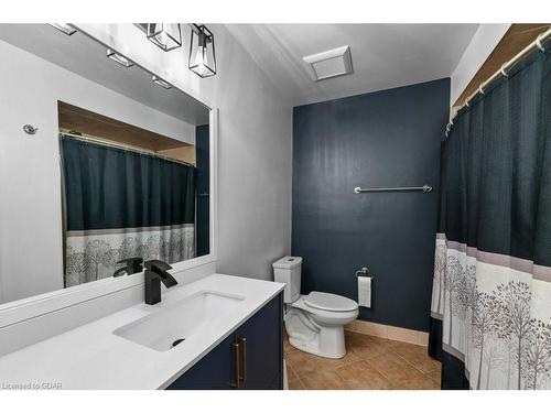 758 Annamore Road, Mississauga, ON - Indoor Photo Showing Bathroom