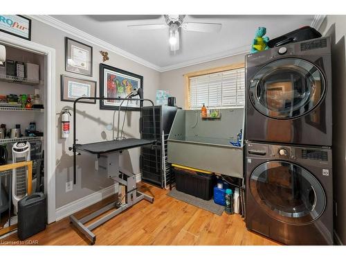 758 Annamore Road, Mississauga, ON - Indoor Photo Showing Laundry Room