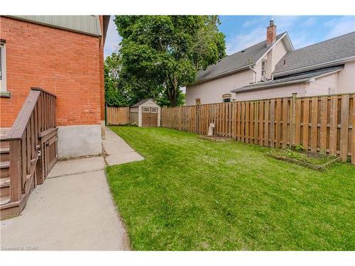 2-44 Roseview Avenue, Cambridge, ON - Outdoor