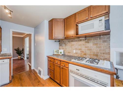 67 Hayes Avenue, Guelph, ON - Indoor Photo Showing Kitchen