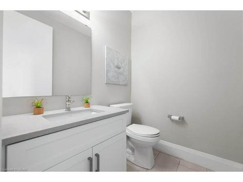 103-73 Arthur Street S, Guelph, ON - Indoor Photo Showing Bathroom