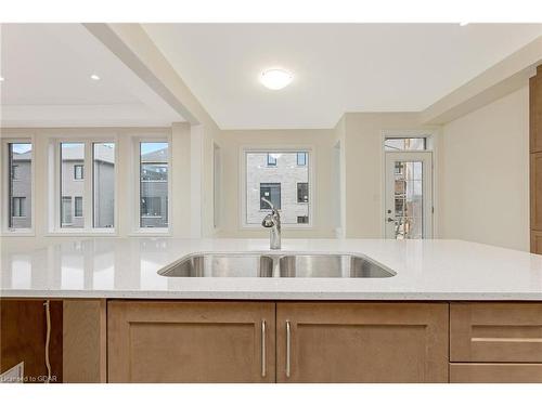 35 Spiers Road, Erin, ON - Indoor Photo Showing Kitchen With Double Sink