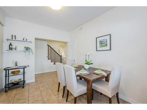 28-19 Simmonds Dr, Guelph, ON - Indoor Photo Showing Dining Room