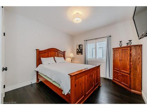 380 Rogers Road, Listowel, ON - Indoor Photo Showing Bedroom