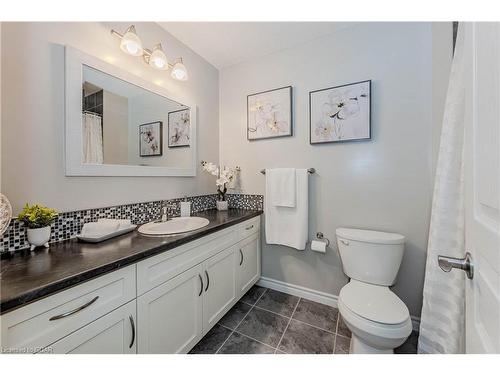 51 Wideman Boulevard, Guelph, ON - Indoor Photo Showing Bathroom