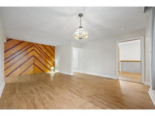 369 York Road, Guelph, ON - Indoor Photo Showing Other Room