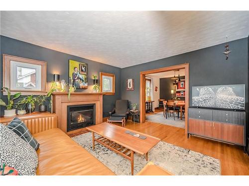 20 Mac Avenue, Guelph, ON - Indoor Photo Showing Living Room With Fireplace