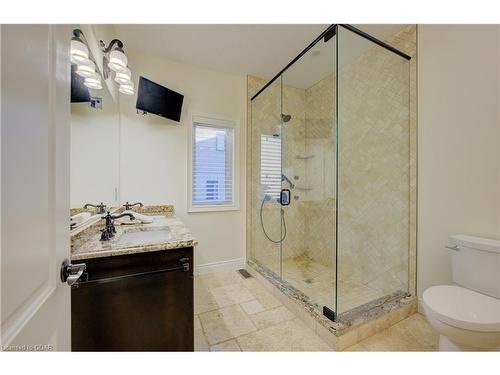 550 Pinery Trail, Waterloo, ON - Indoor Photo Showing Bathroom