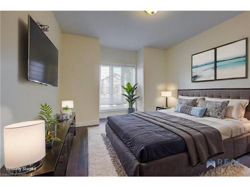 550 Pinery Trail, Waterloo, ON - Indoor Photo Showing Bedroom