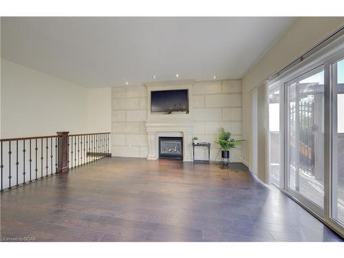 550 Pinery Trail, Waterloo, ON - Indoor With Fireplace