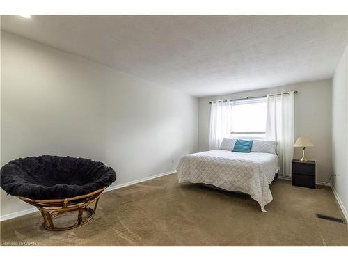 32 Wilsonview Avenue, Guelph, ON - Indoor Photo Showing Bedroom