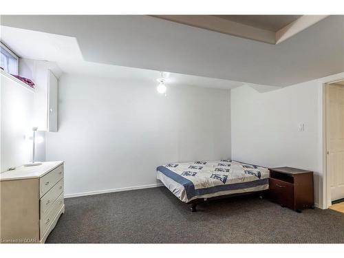 32 Wilsonview Avenue, Guelph, ON - Indoor Photo Showing Bedroom